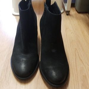 Ankle boots
